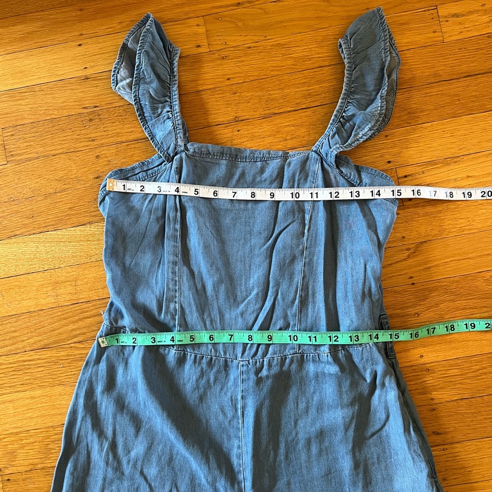 Jumpsuit. - Picture 3 of 5